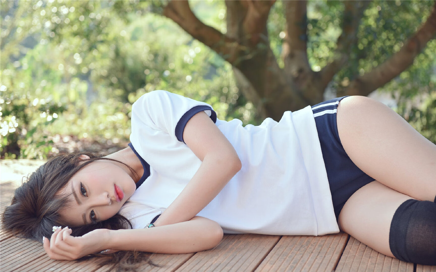 亚洲杯国足平局 球迷呼吁保持稳定心态，媒体评国足亚洲杯